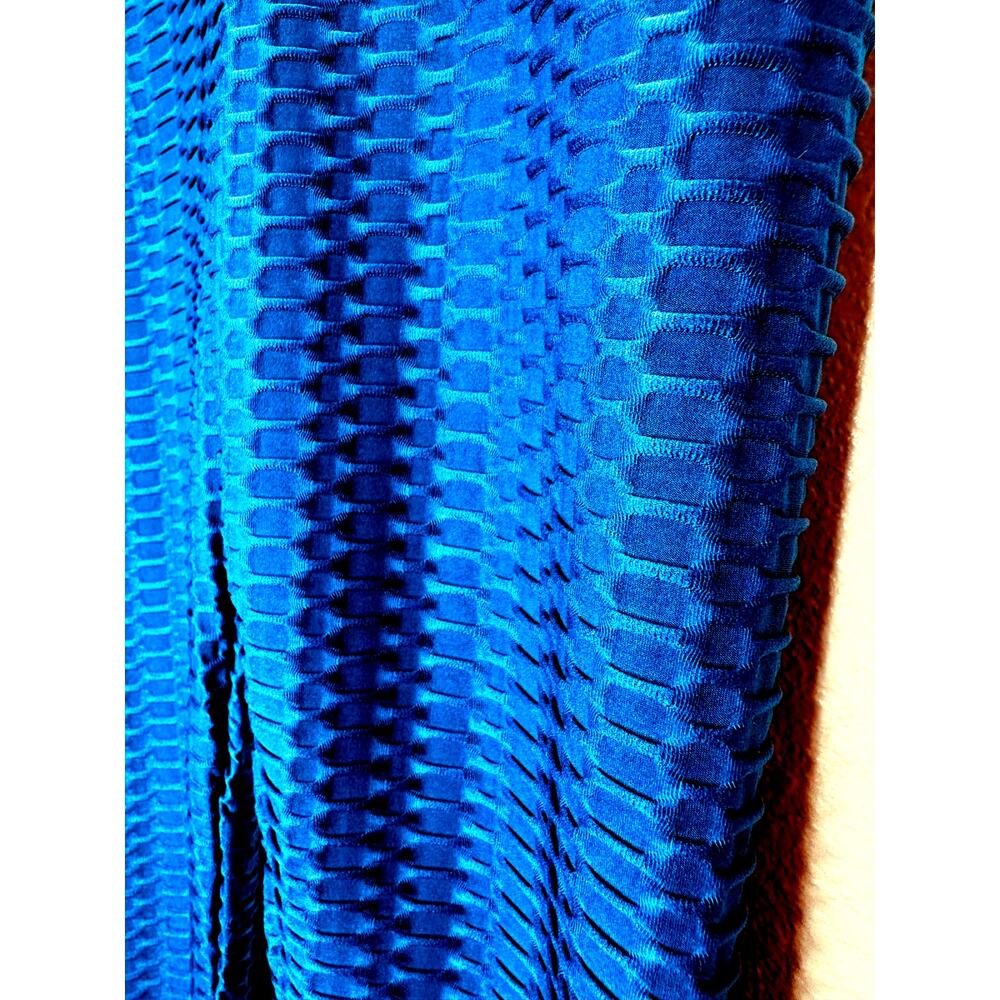 Dark Blue Embossed Scrunch Butt Yoga Pant Medium - Picture 5 of 9